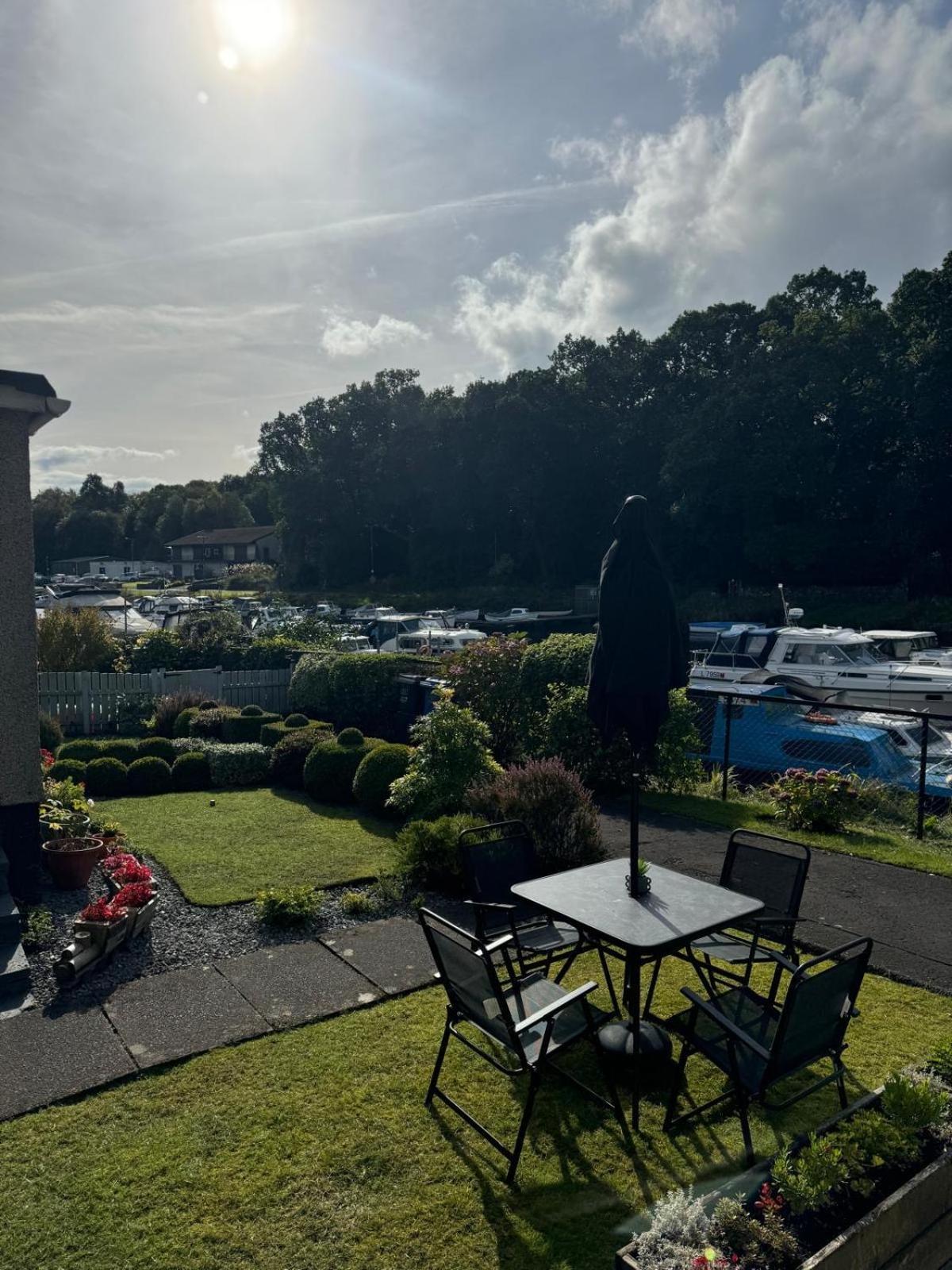 Loch Lomond Riverside Apartments B Баллок Экстерьер фото